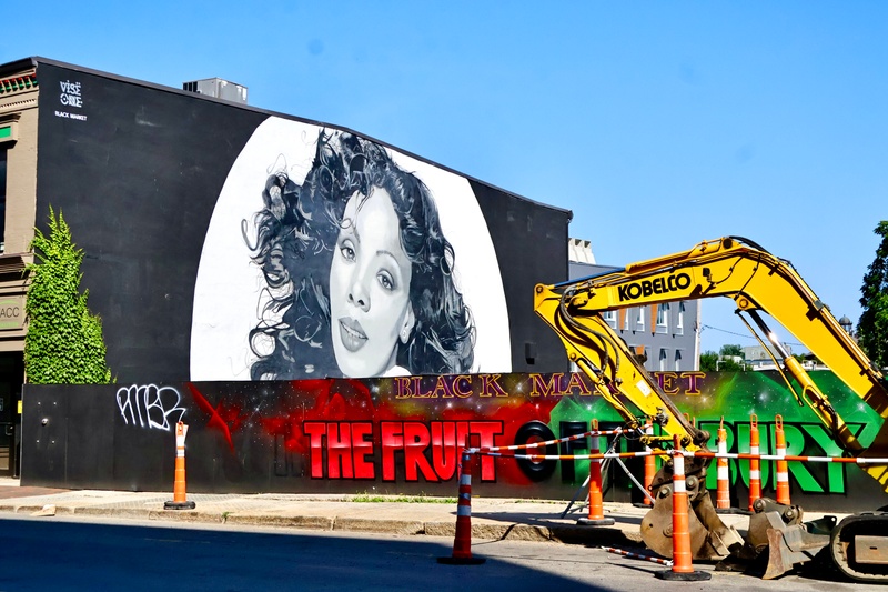mural in Boston by artist unknown.