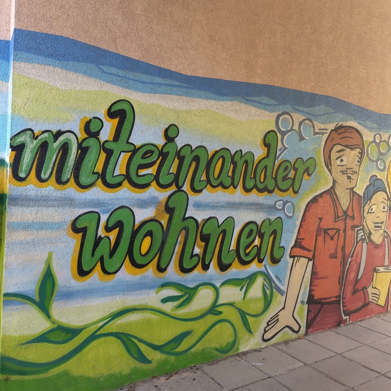 mural in Leipzig by artist unknown.