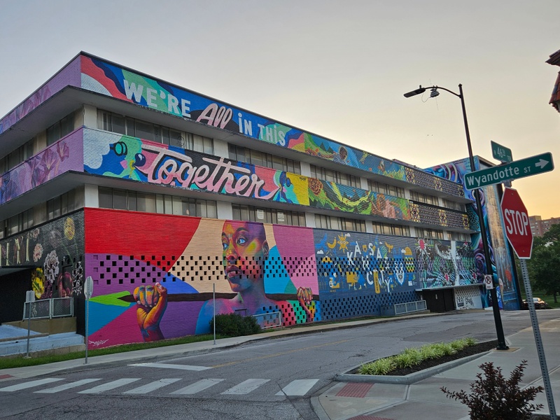 mural in Kansas City by artist Detour.