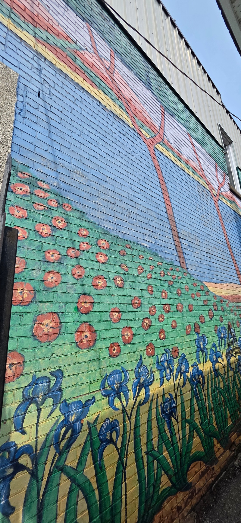 mural in Sault Ste. Marie by artist unknown.
