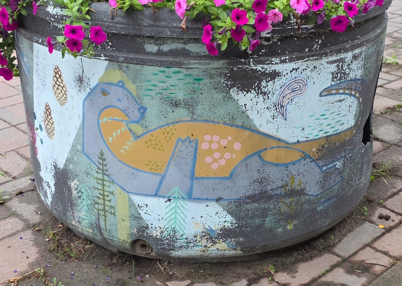 mural in Thunder Bay by artist unknown.