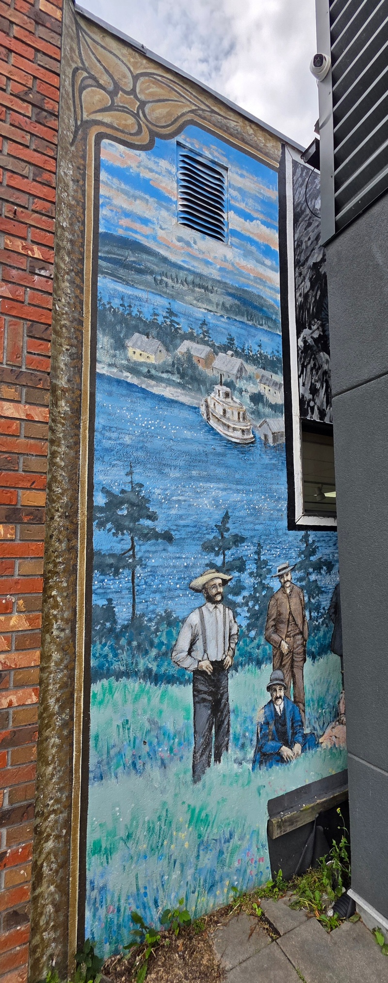mural in Kenora by artist unknown.