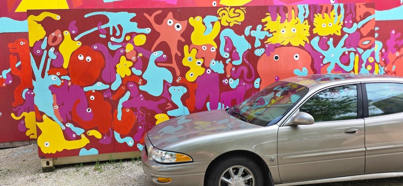 mural in Winnipeg by artist unknown.