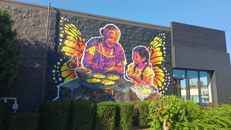 mural in Champaign by artist Jose Vazquez.