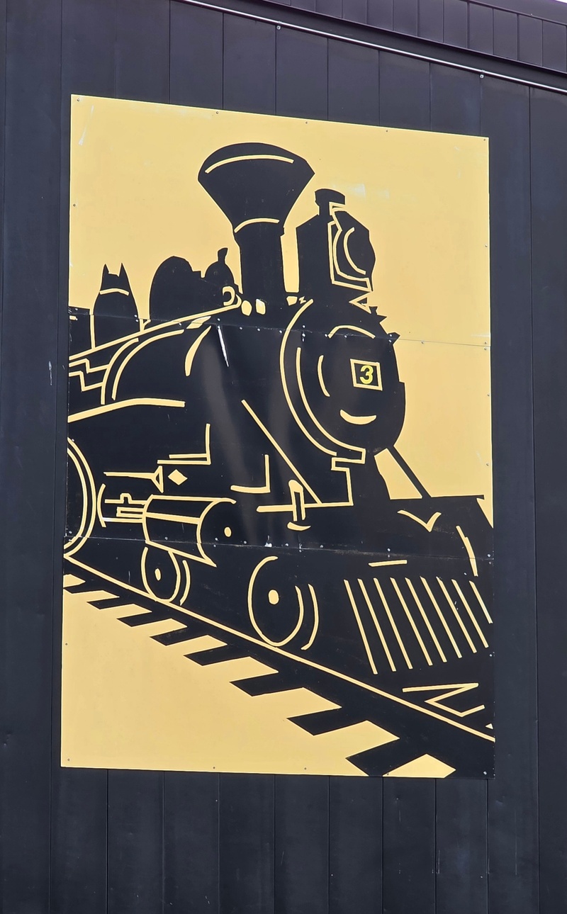 mural in Portage la Prairie by artist unknown.