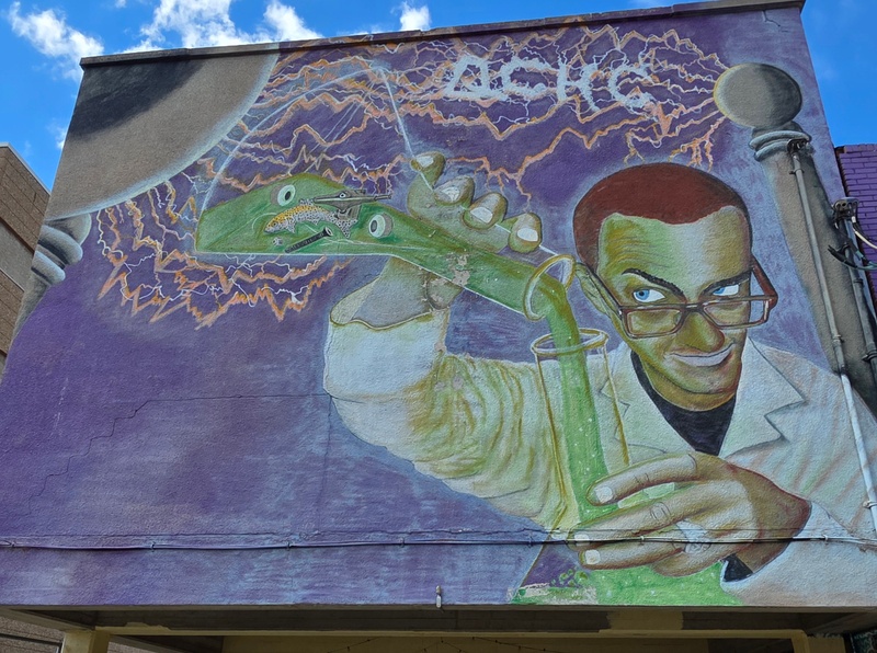 mural in Regina by artist unknown.