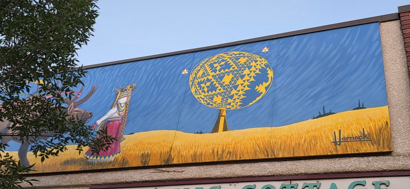 mural in Vegreville by artist unknown.