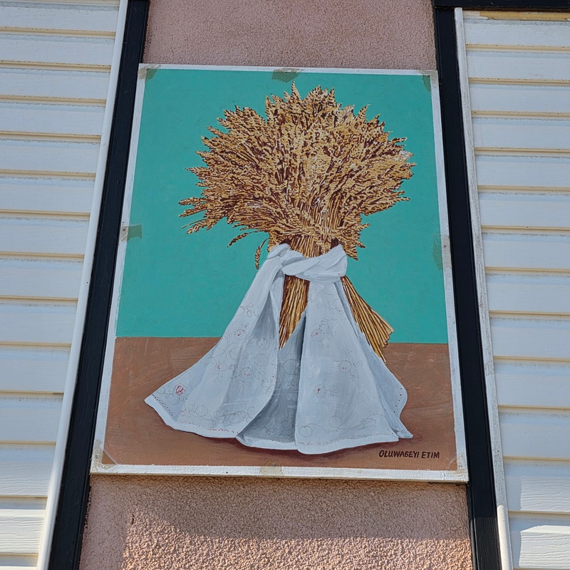 mural in Mundare by artist unknown.