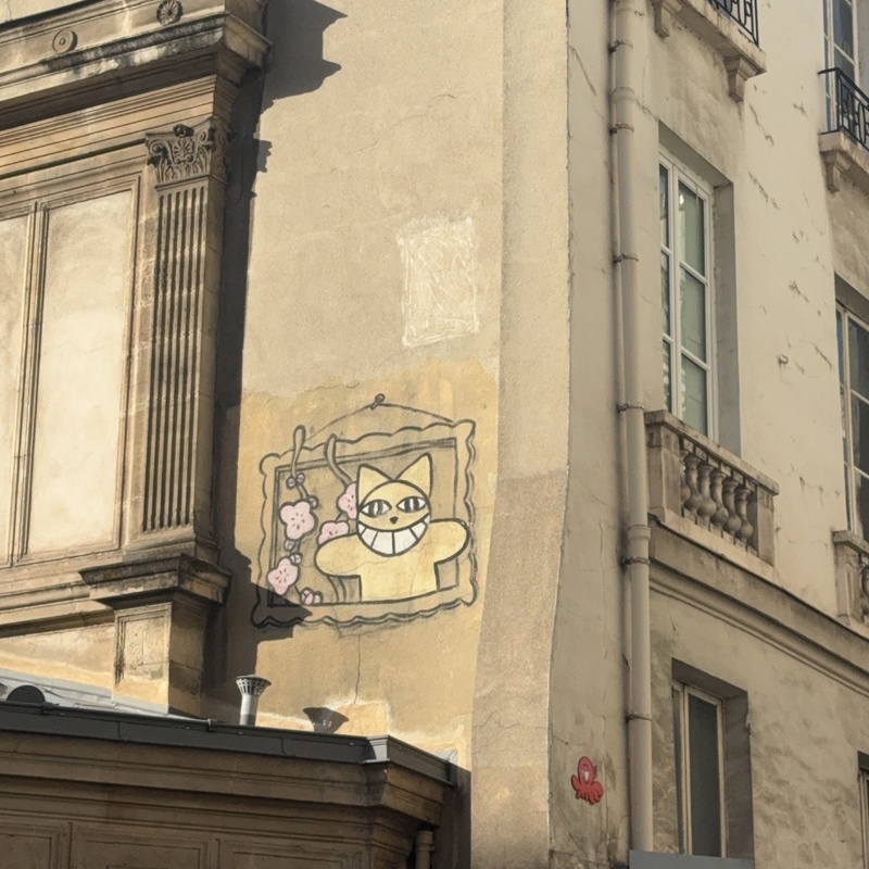 mural in Paris by artist unknown.