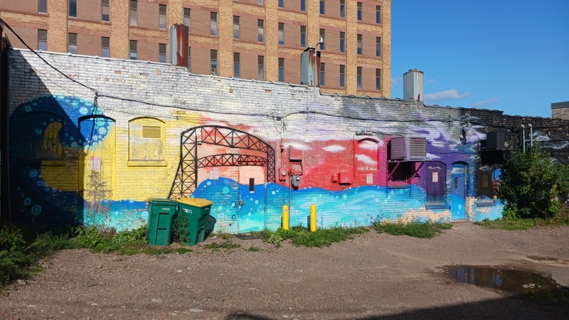 mural in Duluth by artist unknown.