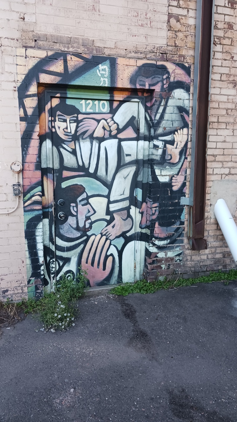 mural in Superior by artist unknown.