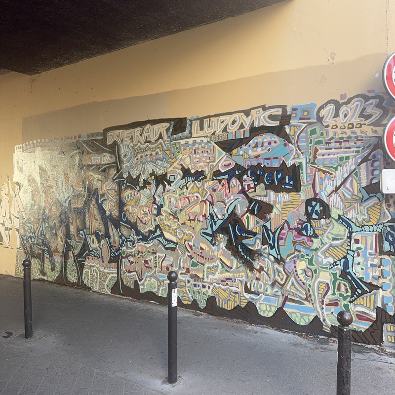 mural in Paris by artist unknown.