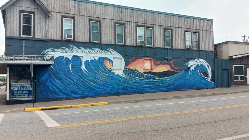 mural in Two Harbors by artist unknown.