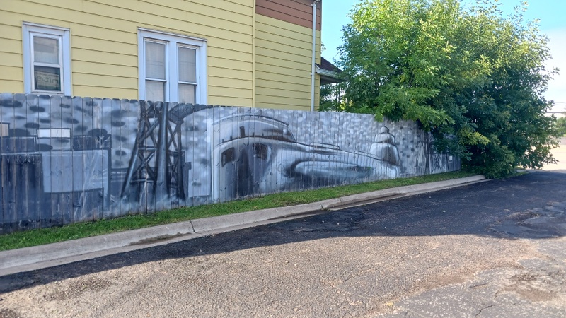 mural in Superior by artist unknown.