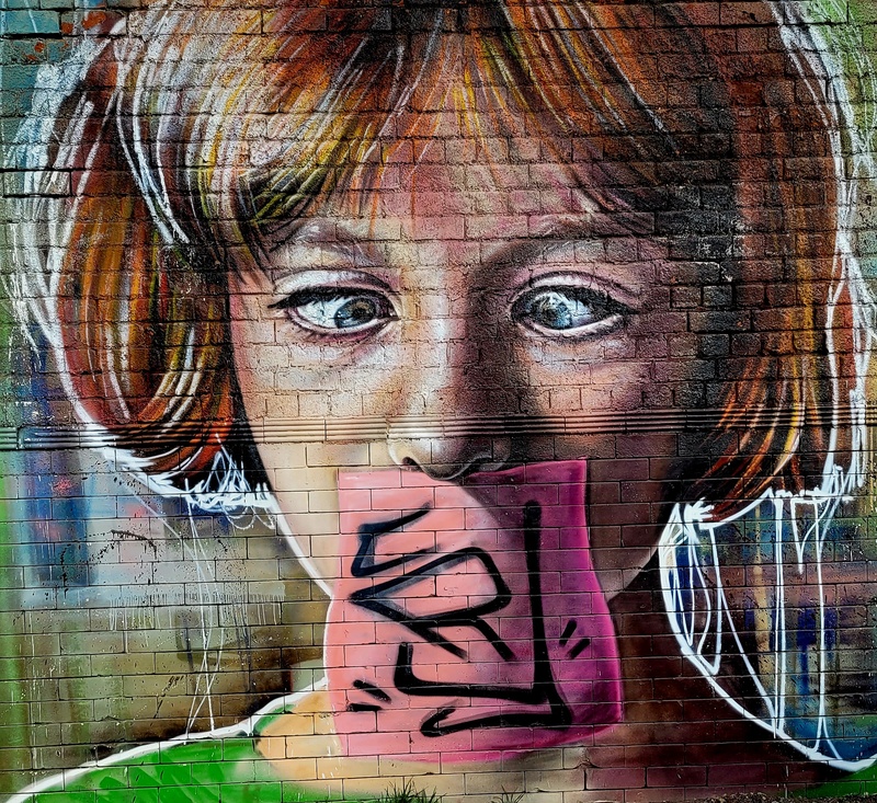 mural in  by artist unknown.