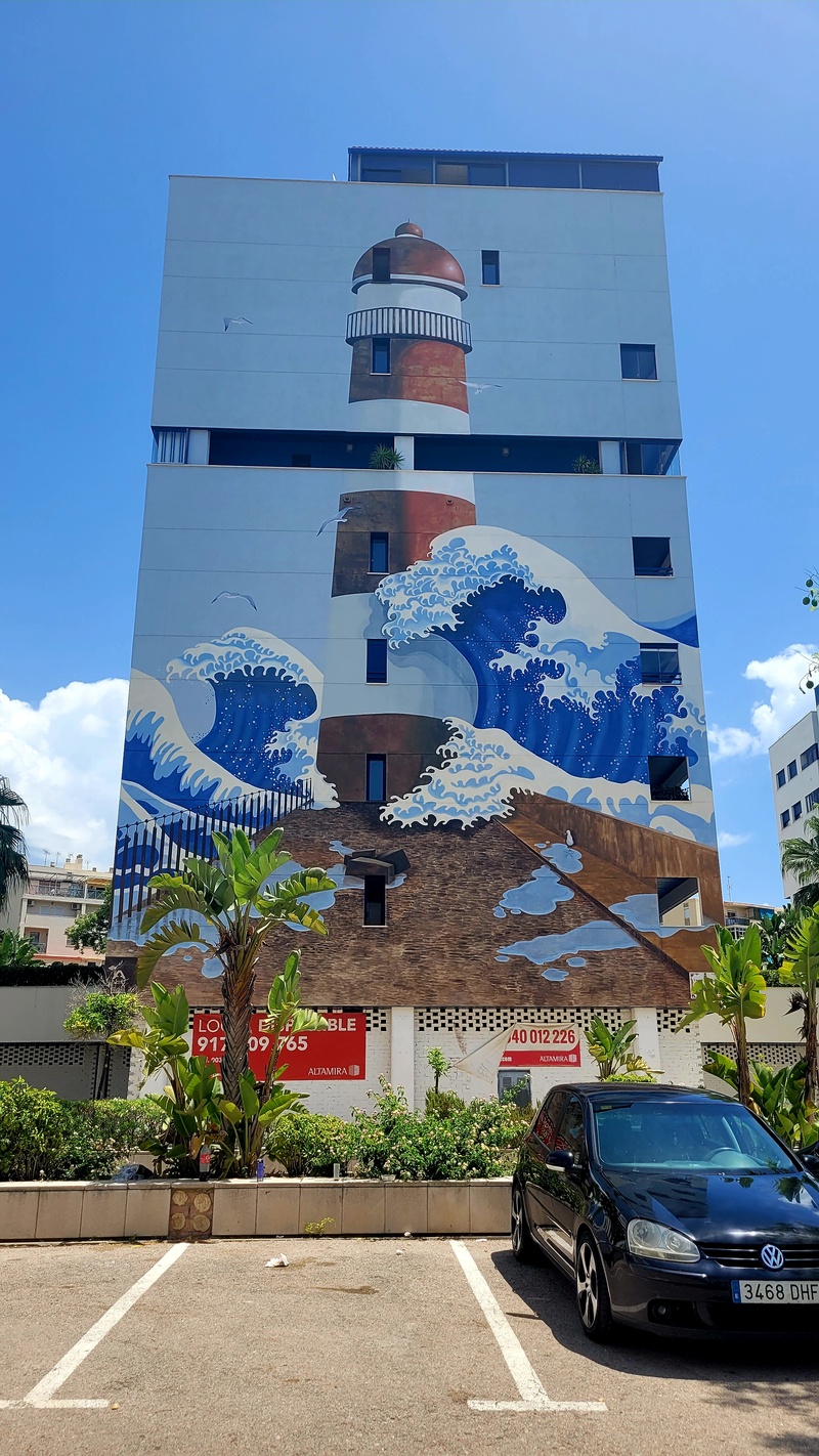 mural in Estepona by artist unknown.