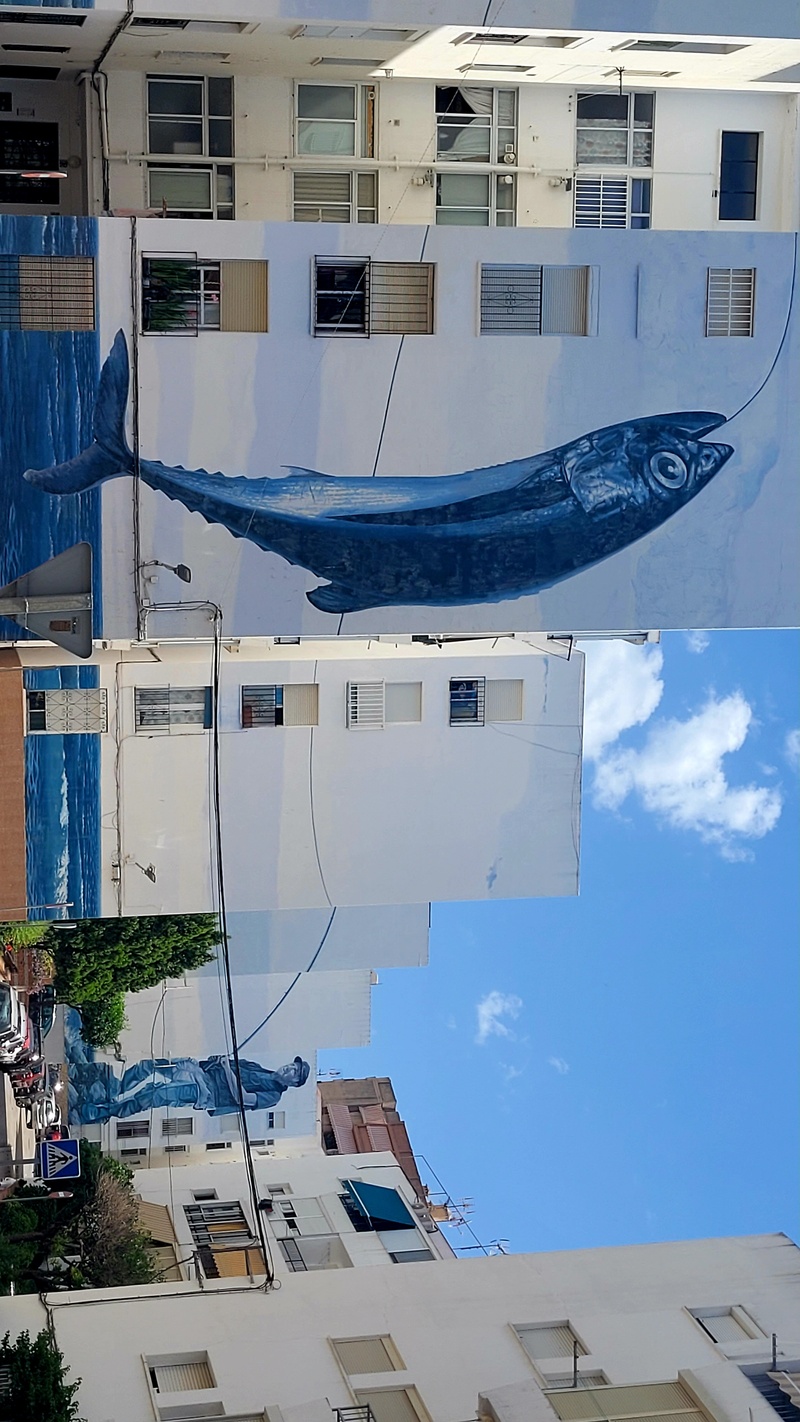 mural in Estepona by artist unknown.
