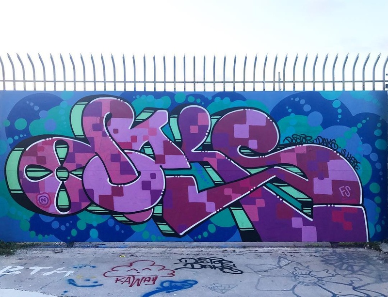 mural in Miami by artist Dr. Dax. Tagged: tag