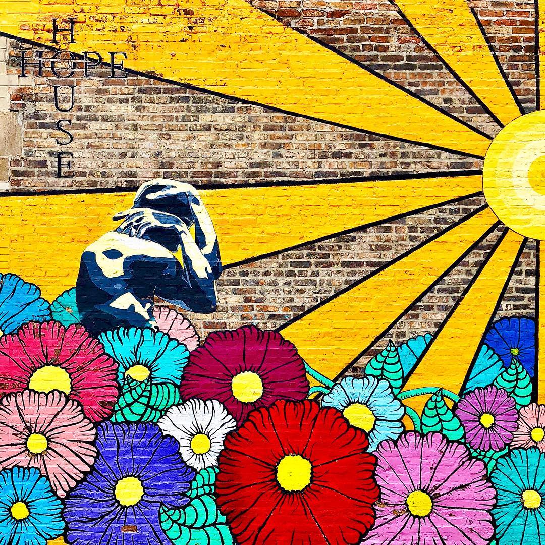 mural in Chicago by artist Luis Raul Muñoz.