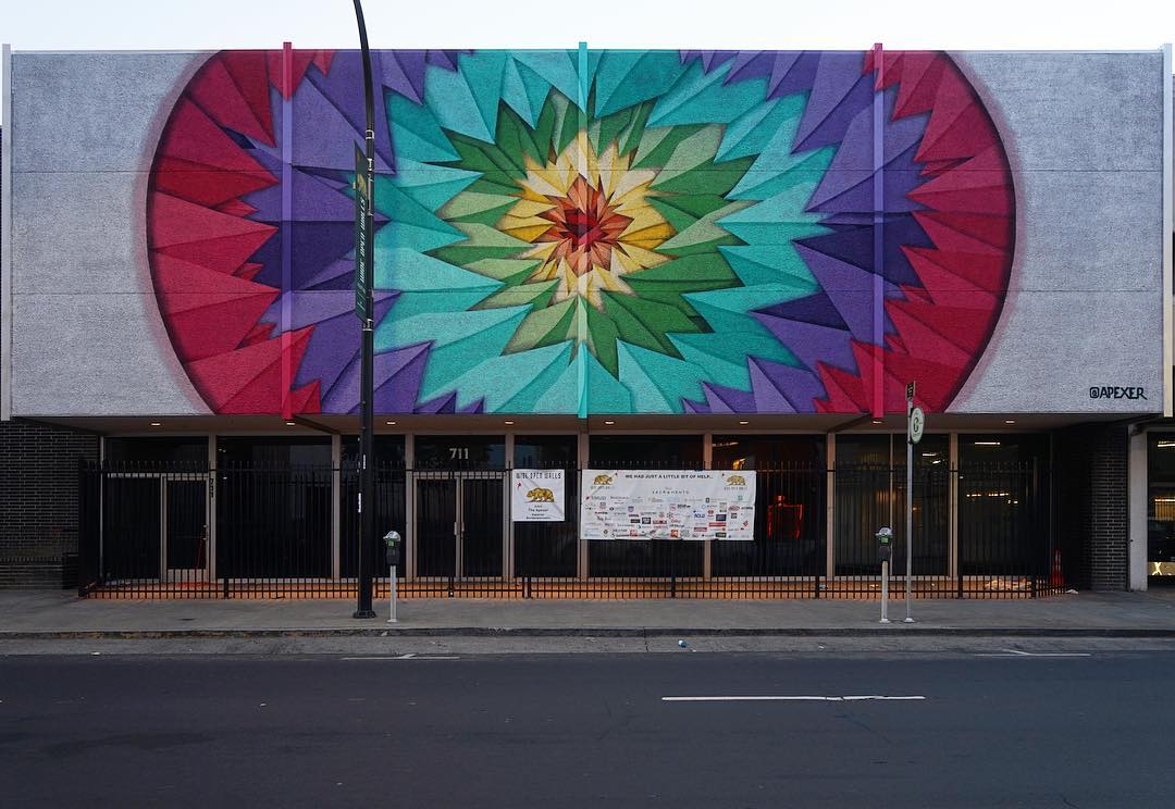 mural in Sacramento by artist APEXER.