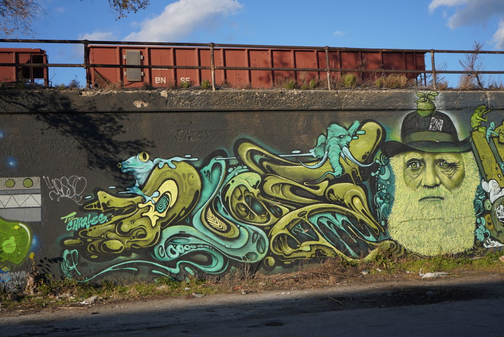 mural in Chicago by artist Uter.