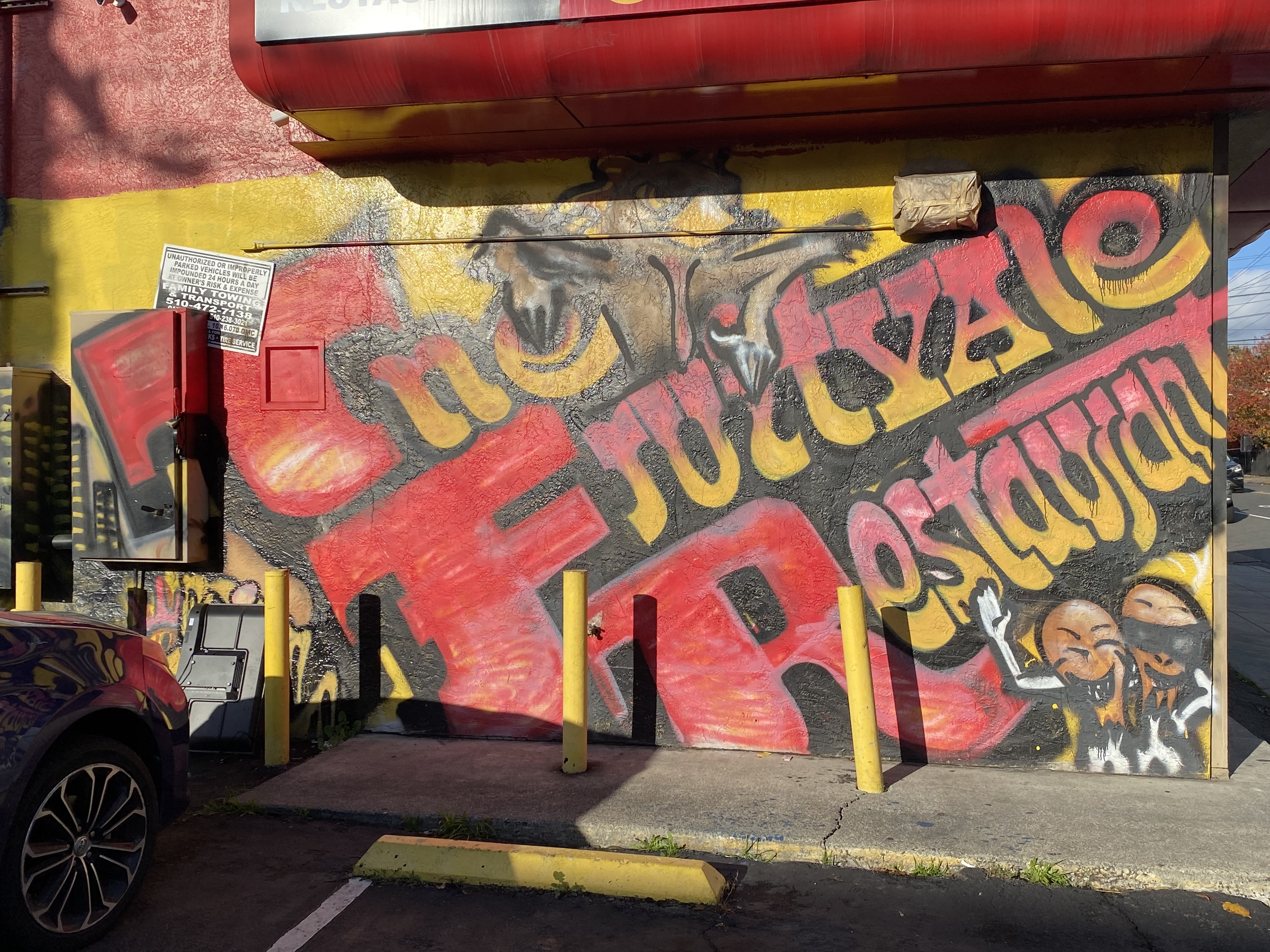 mural in Oakland by artist unknown.