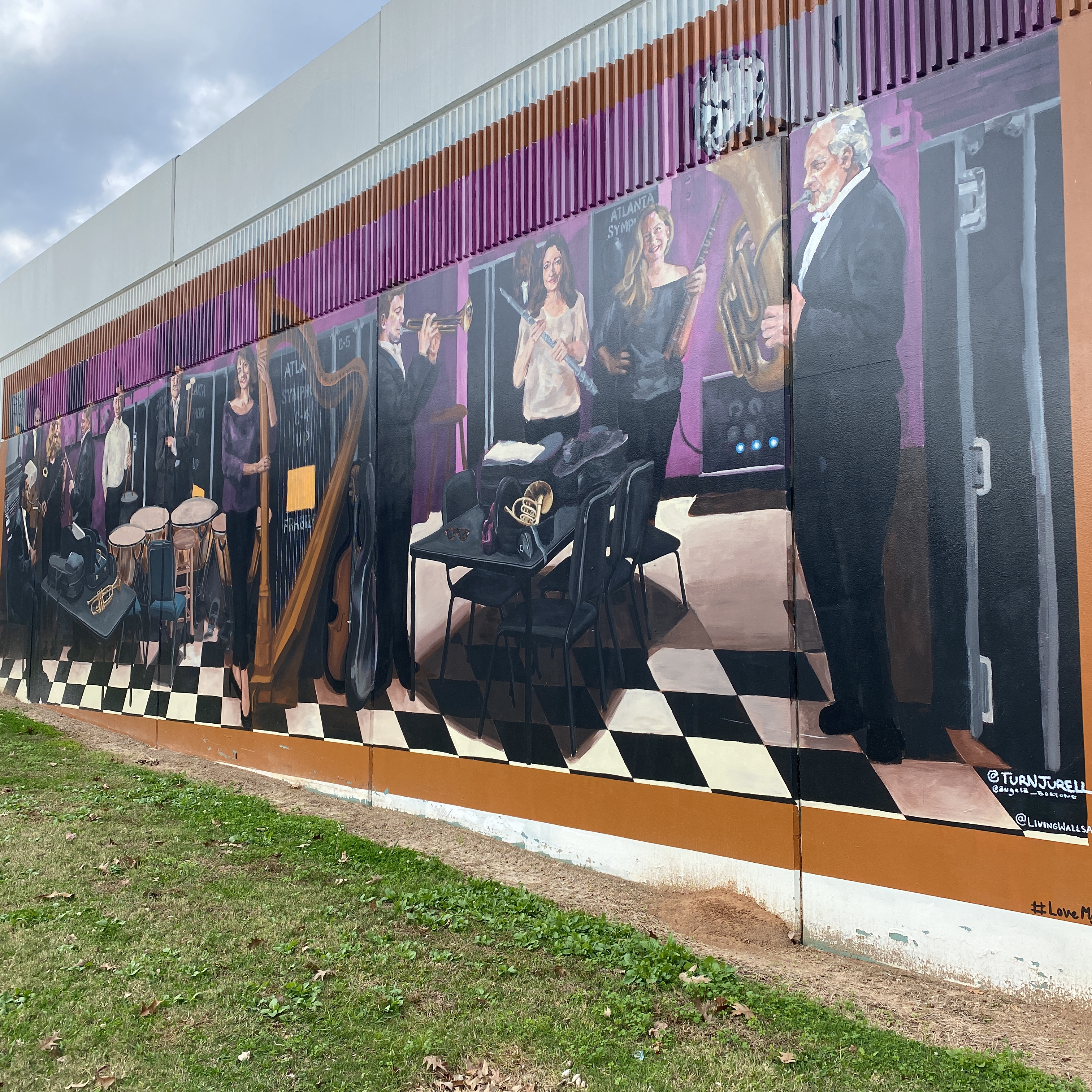 mural in Atlanta by artist unknown.