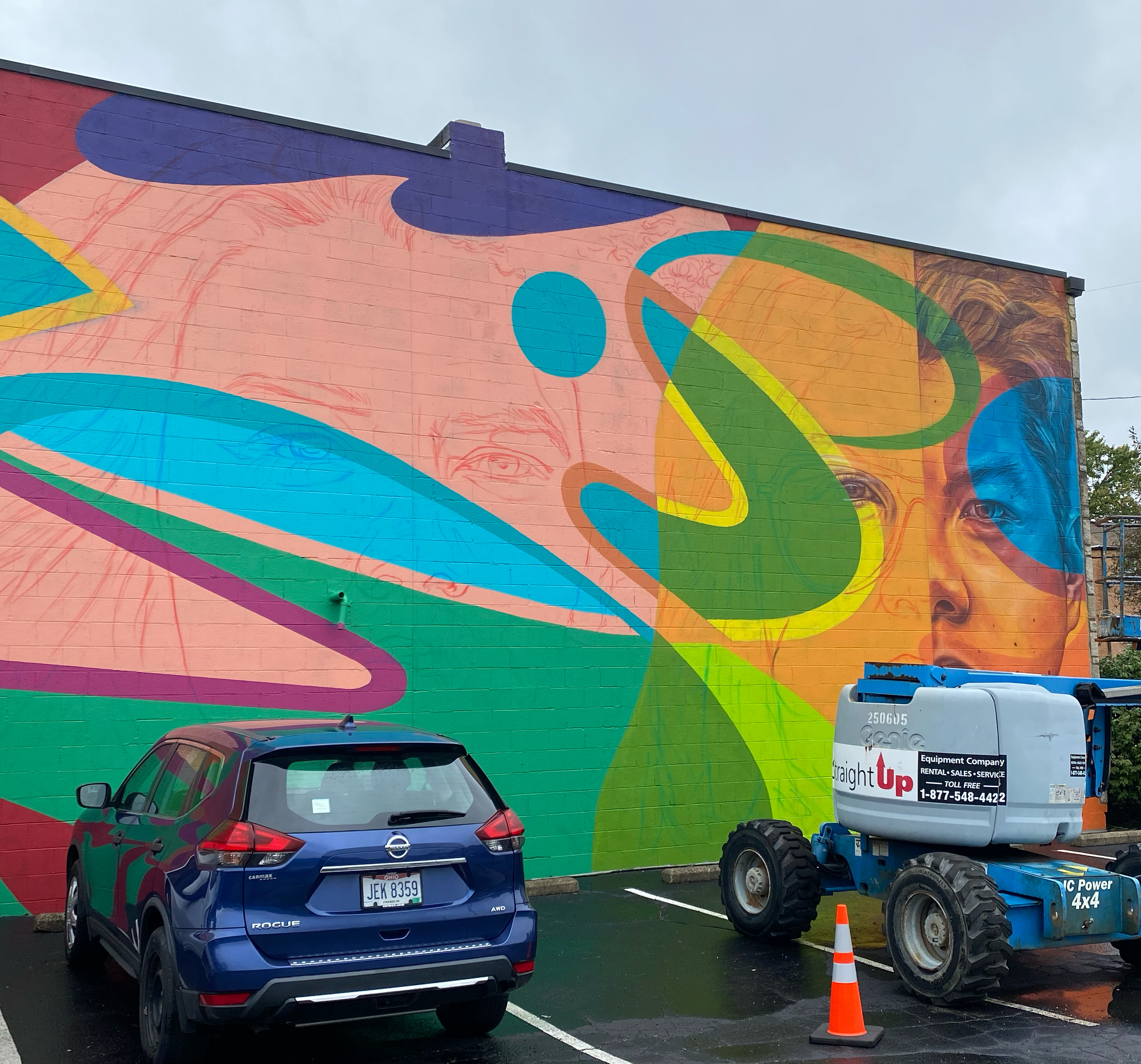 mural in Columbus by artist Birdy.