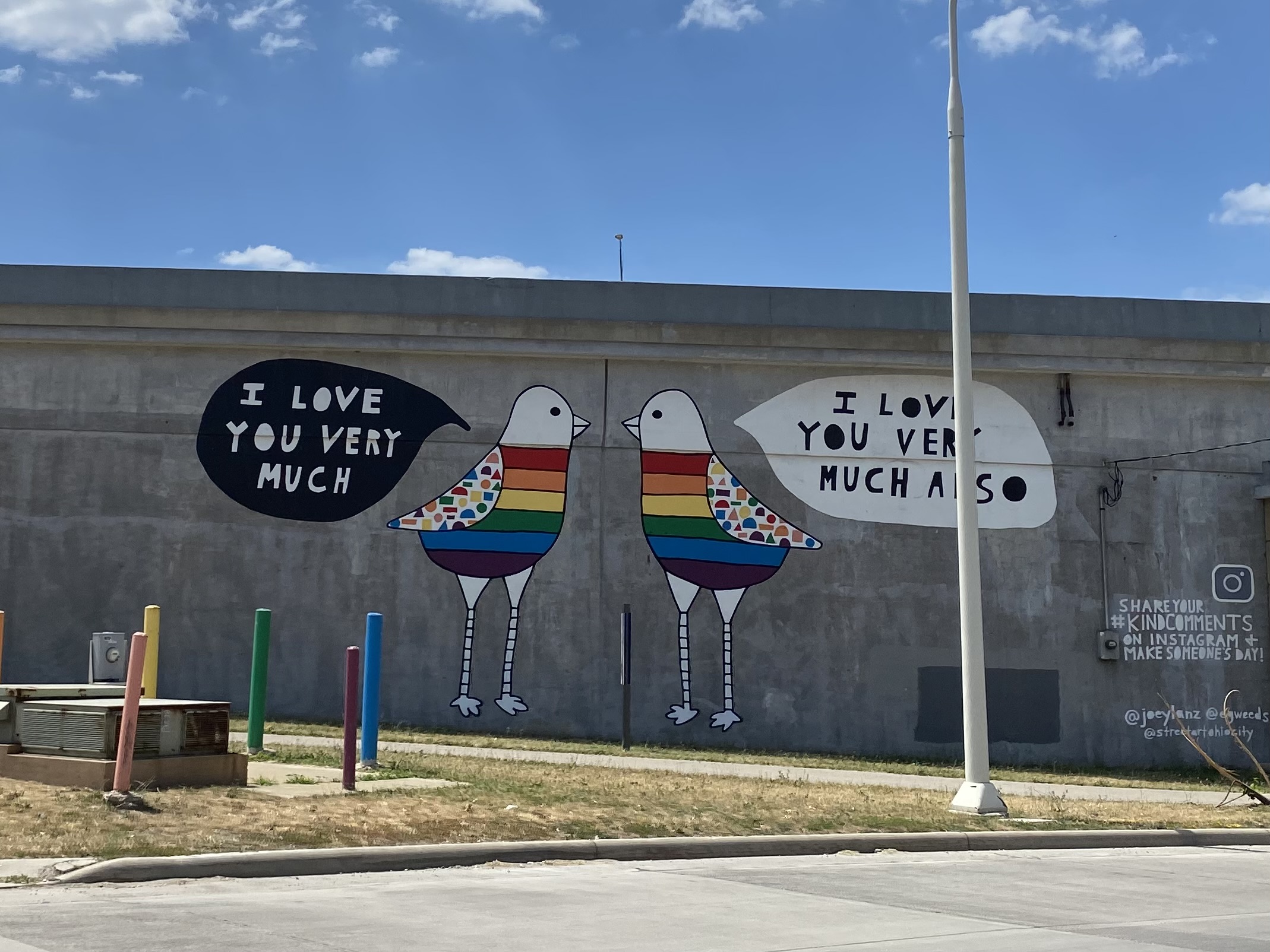 mural in Cleveland by artist Joe Lanzilotta. Tagged: love