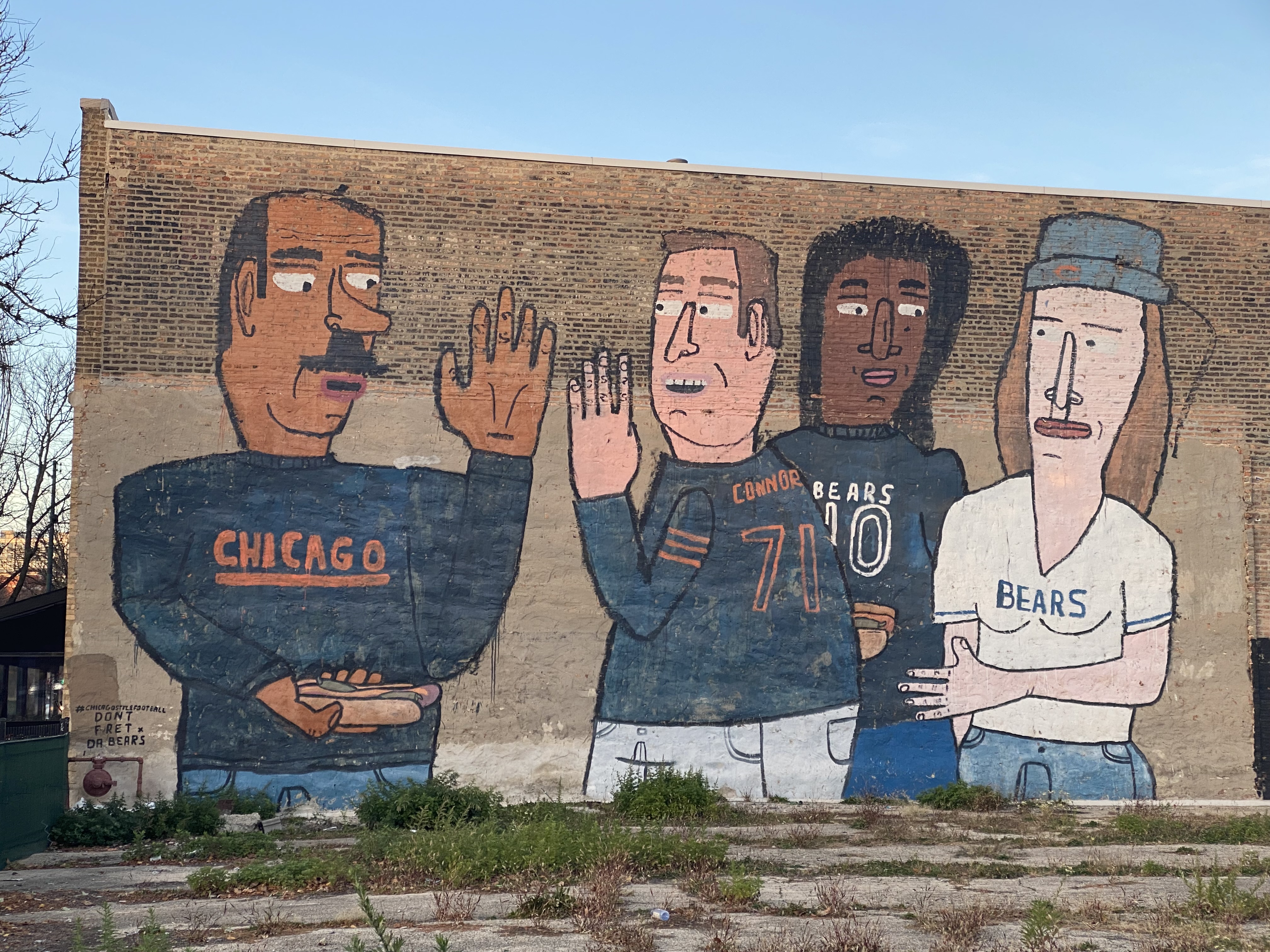 mural in Chicago by artist Dont Fret. Tagged: Chicago Bears, sports
