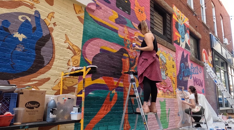 mural in by artist unknown.