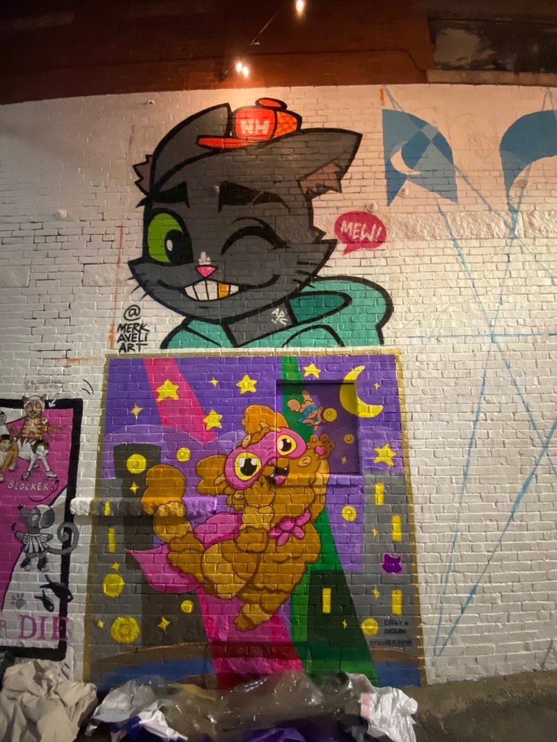 mural in by artist unknown.