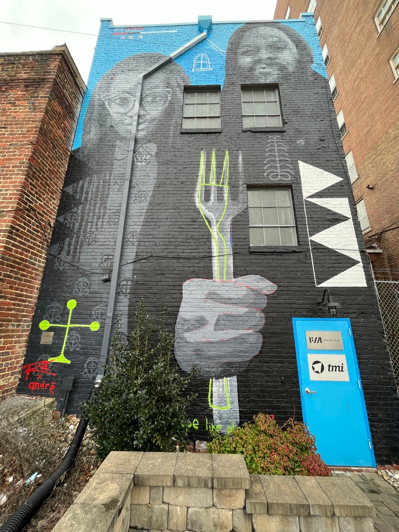mural in Richmond by artist Sone-SeereΜ.