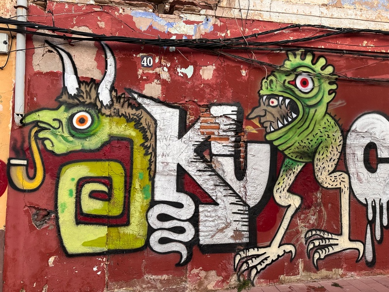 mural in Valencia by artist unknown.