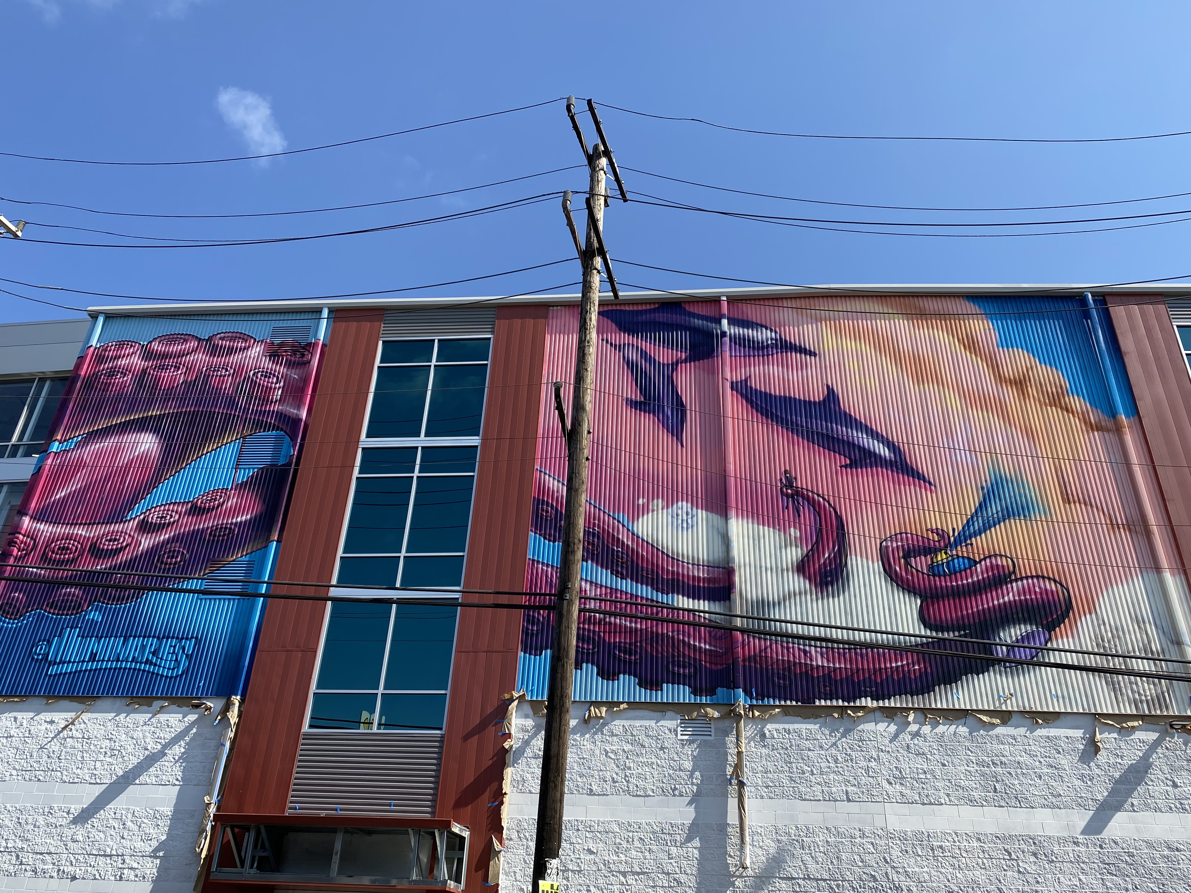 mural in Oakland by artist illuminaries.