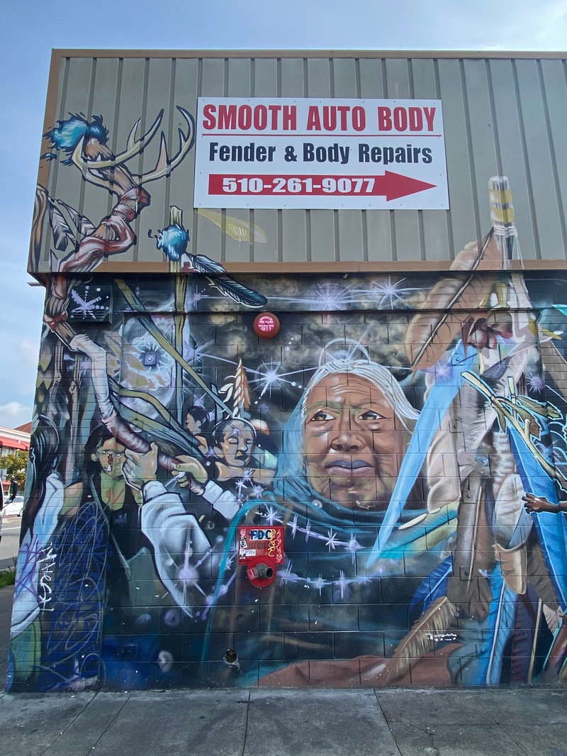 mural in Oakland by artist unknown.