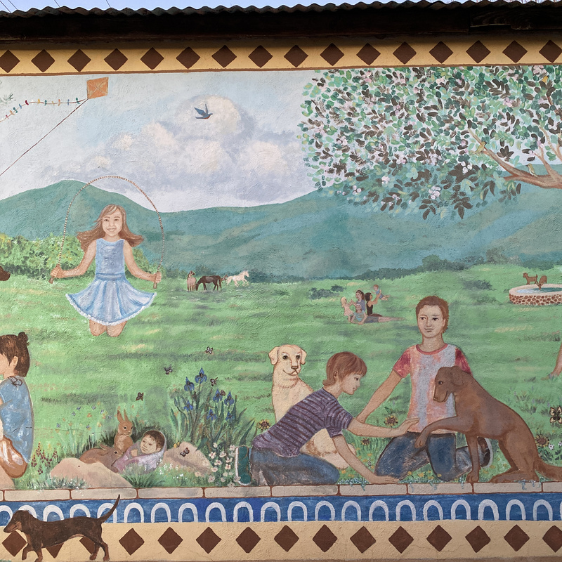 mural in Alpine by artist unknown.