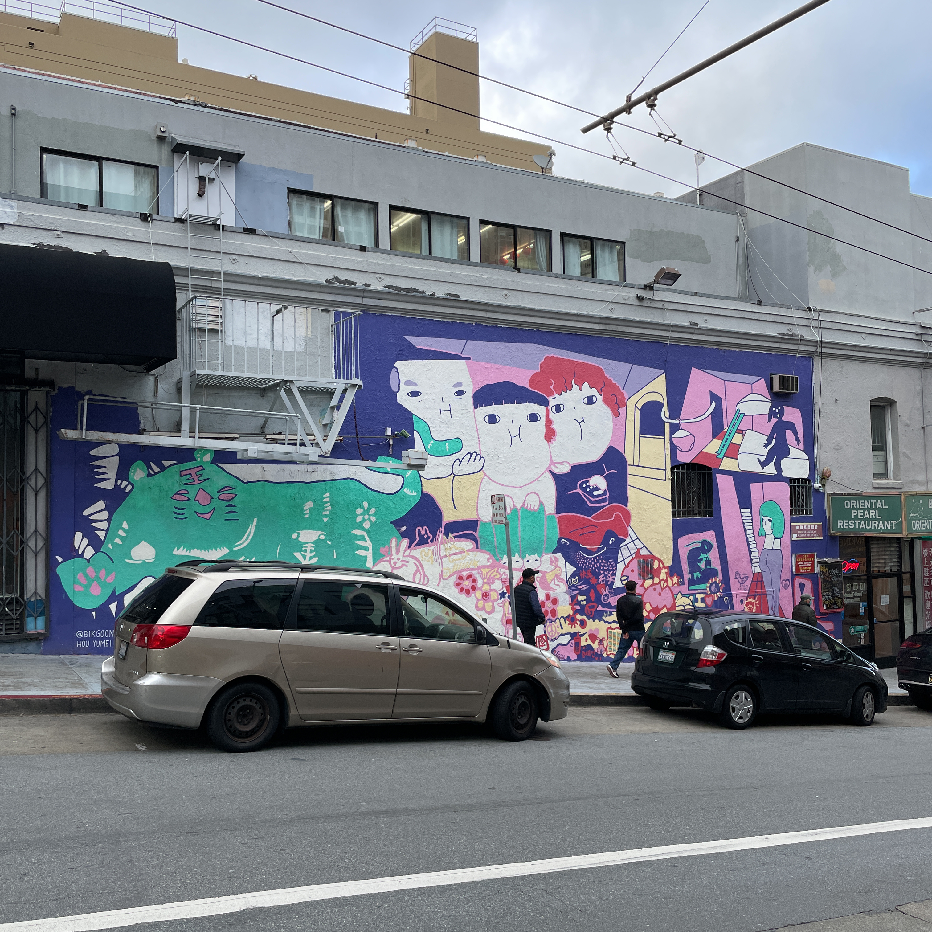 mural in San Francisco by artist Bikgoon.