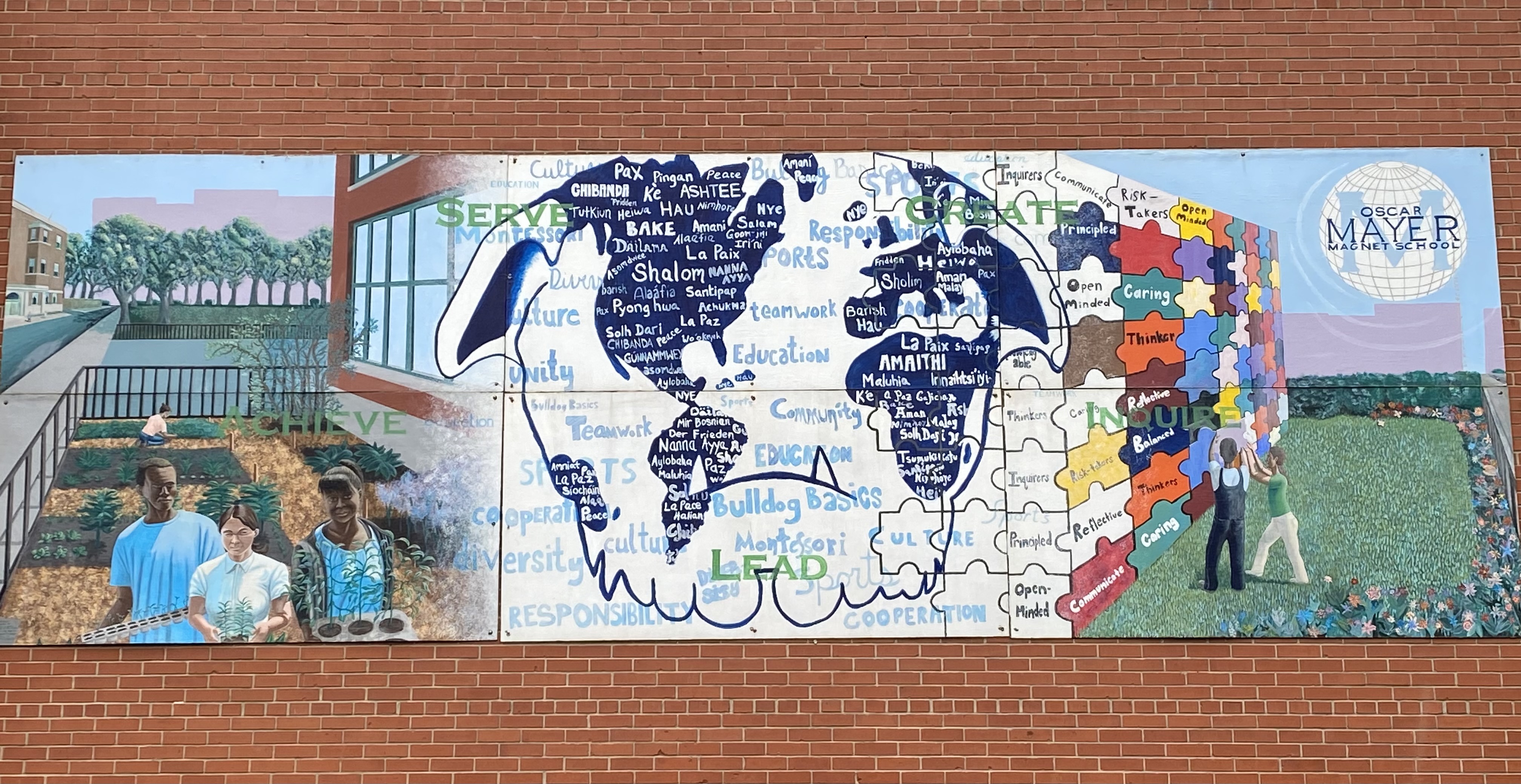 mural in Chicago by artist unknown.