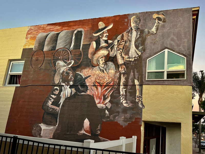 mural in Ventura by artist unknown.