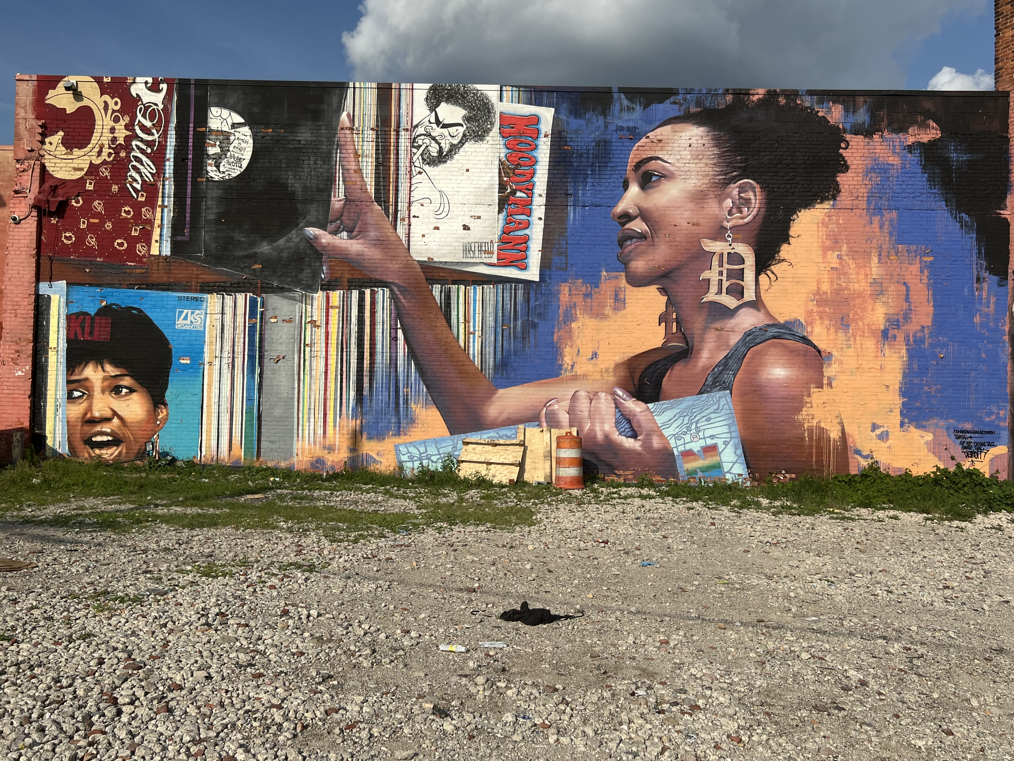 Richard Wilson Murals and Street Art | FindMASA