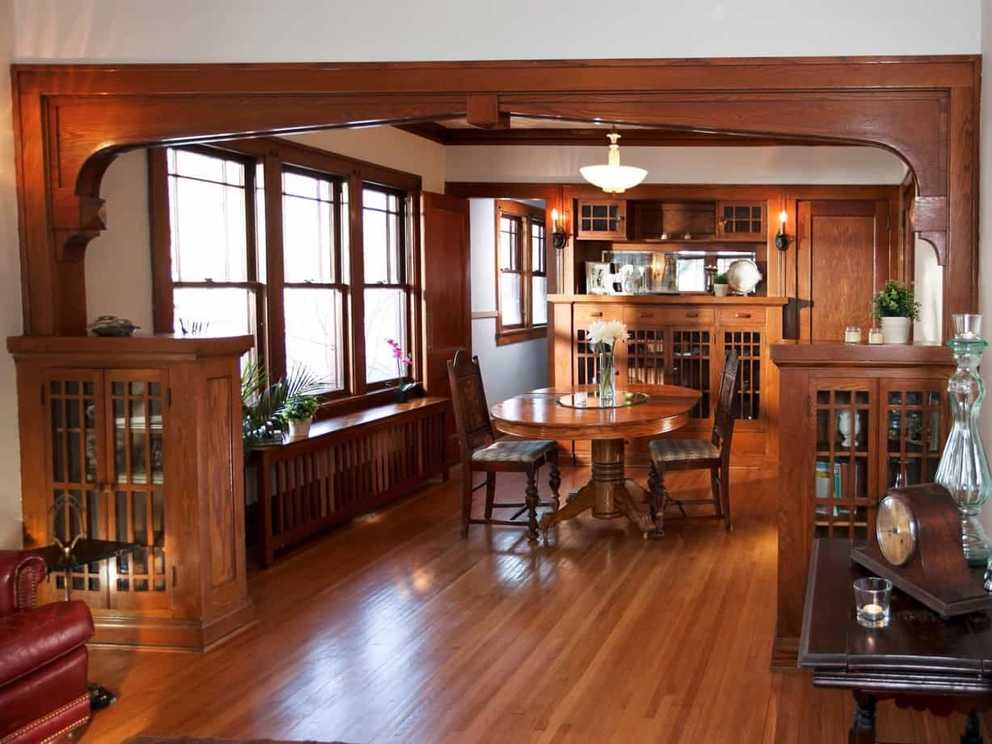 Craftsman Style Dining Room With Original Woodwork 50752 House