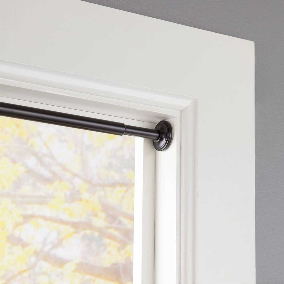 Curtain Spring Loaded Curtain Poles (20 of 25 Photos)