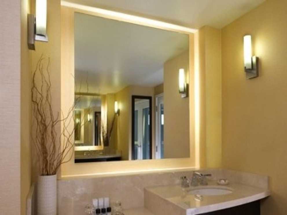 Mirror Light Up Bathroom Mirrors (10 of 20 Photos)