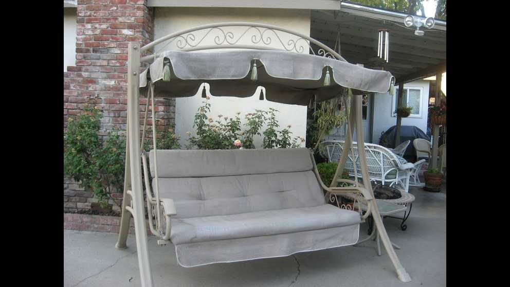 Patio Seating Deluxe Cushion Sunbrella Porch Swings (13 of 25 Photos)