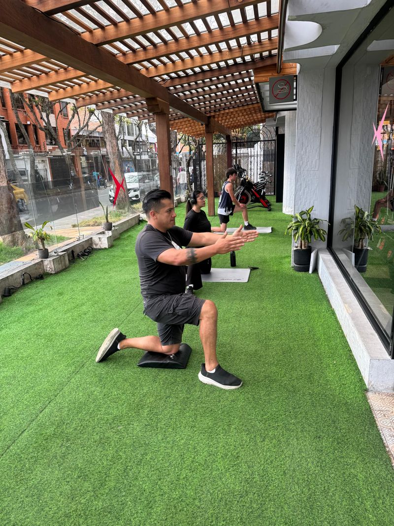 Área verde de movilidad Kaizen Gym Loja