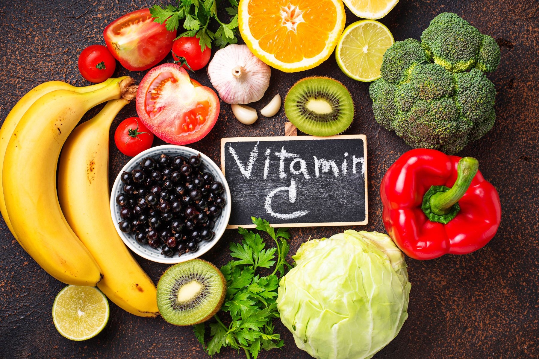 Неизбежниот витамин Ц за зима без настинка