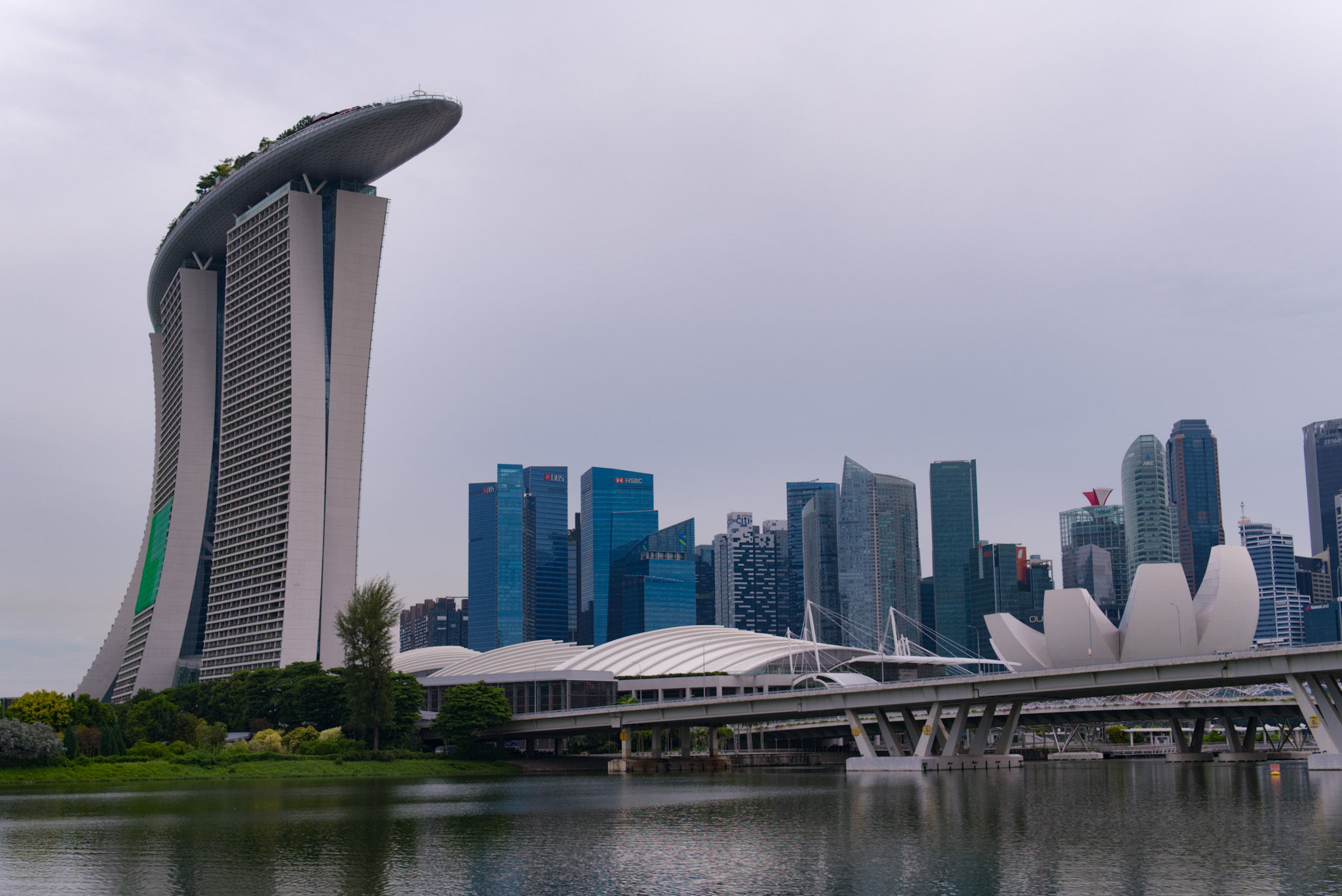 016-marina_bay_sands.jpg