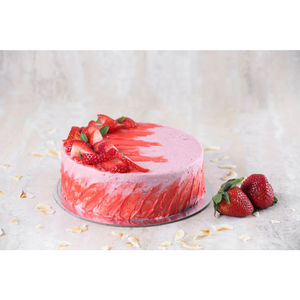 Luscious Strawberry Cake