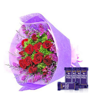 15 Rose Designer Bunch - Dairy Milk Combo